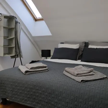 Apartment City011